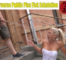 Perverse Public Piss Fick Eskalation | DAS konnten ALLE Nachbarn sehen!