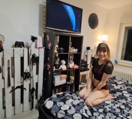 Filmeabend endet in heißer FICKPARTIE!!