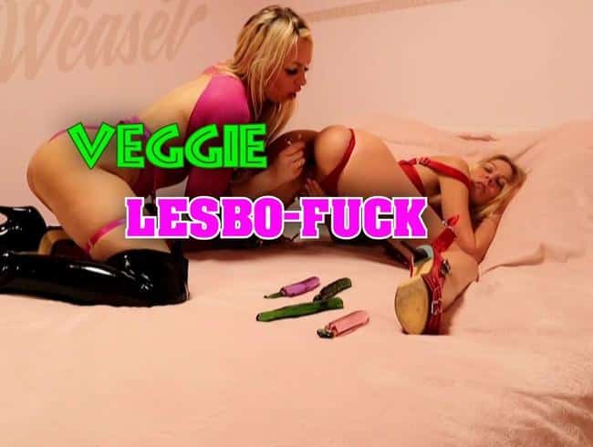 Horny ladies and their cunts fuck vegetables!