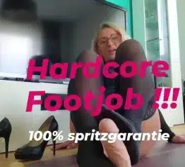 hardcore footjob!!!! Du