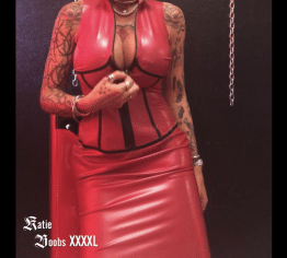 Riesige Titten Latex Zip