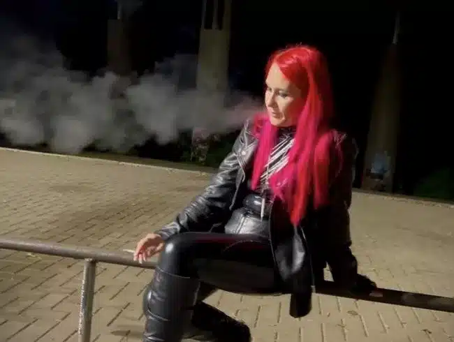 Full Smoking Video Leather