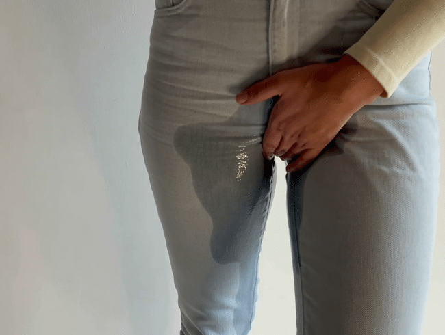 After-Work Piss - Pissing into your jeans after work