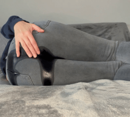 Beim Powernap die Jeans eingenässt und ins Bett gemacht