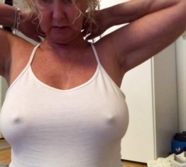 Die MILF-Fotze wird ein Letztes mal gestopft!