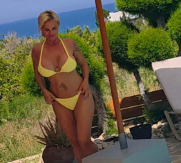 Der neue Poolboy weiß jetzt, was sein Job wirklich bedeutet